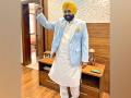 Bhagwant Mann's debut in politics takes him to meteoric rise as Punjab CM - Hindi News | Bhagwant Mann's debut in politics takes him to meteoric rise as Punjab CM | Latest national News at Lokmattimes.com