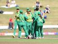 Women's CWC: Shabnim Ismail, Laura Wolvaardt shine as South Africa defeat New Zealand - Hindi News | Women's CWC: Shabnim Ismail, Laura Wolvaardt shine as South Africa defeat New Zealand | Latest cricket News at Lokmattimes.com