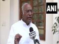 Kharge asserts PoK integral part of India after Pak PM Imran Khan raises Kashmir issue - Hindi News | Kharge asserts PoK integral part of India after Pak PM Imran Khan raises Kashmir issue | Latest national News at Lokmattimes.com