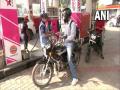 Petrol, diesel prices hiked across India, third increase in four days - Hindi News | Petrol, diesel prices hiked across India, third increase in four days | Latest national News at Lokmattimes.com