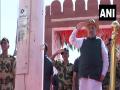 Amit Shah inaugurates Indo-Pak border viewing point in Gujarat's Nada Bet - Hindi News | Amit Shah inaugurates Indo-Pak border viewing point in Gujarat's Nada Bet | Latest national News at Lokmattimes.com