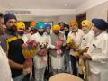 Bhagwant Mann meets Sikh Society representatives at Gujarat - Hindi News | Bhagwant Mann meets Sikh Society representatives at Gujarat | Latest politics News at Lokmattimes.com