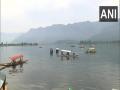 Heaven, paradise, mesmerising, say tourists visiting Kashmir to escape heat - Hindi News | Heaven, paradise, mesmerising, say tourists visiting Kashmir to escape heat | Latest national News at Lokmattimes.com