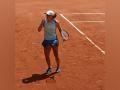 French Open: Iga Swiatek reaches R4 after stiff clash against Danka Kovinic - Hindi News | French Open: Iga Swiatek reaches R4 after stiff clash against Danka Kovinic | Latest tennis News at Lokmattimes.com