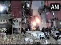 Residential building collapses in Mumbai's Shastri Nagar, 16 injured, one succumbs to injuries - Hindi News | Residential building collapses in Mumbai's Shastri Nagar, 16 injured, one succumbs to injuries | Latest maharashtra News at Lokmattimes.com