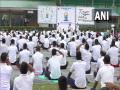J-K: Indian Army personnel perform yoga at 13,000 ft on 8th International Yoga Day - Hindi News | J-K: Indian Army personnel perform yoga at 13,000 ft on 8th International Yoga Day | Latest national News at Lokmattimes.com