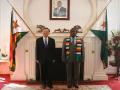 Top China top diplomat meets Zimbabwe President, hopes to make inroads in Africa - Hindi News | Top China top diplomat meets Zimbabwe President, hopes to make inroads in Africa | Latest international News at Lokmattimes.com