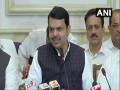 Maharashtra: Police deliver summons to Fadnavis issued by local court - Hindi News | Maharashtra: Police deliver summons to Fadnavis issued by local court | Latest politics News at Lokmattimes.com