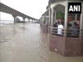 Bihar floods: Ganga, Gandak, Kosi Rivers cross danger level after heavy rainfall - Hindi News | Bihar floods: Ganga, Gandak, Kosi Rivers cross danger level after heavy rainfall | Latest national News at Lokmattimes.com