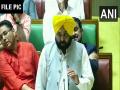 Punjab CM announces constitution of three-member cabinet committee for regularising services of all eligible contractual employees - Hindi News | Punjab CM announces constitution of three-member cabinet committee for regularising services of all eligible contractual employees | Latest national News at Lokmattimes.com