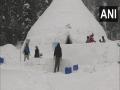 Igloo cafe in J-K's Gulmarg becomes new tourist attraction - Hindi News | Igloo cafe in J-K's Gulmarg becomes new tourist attraction | Latest national News at Lokmattimes.com