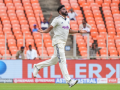1st Test: Siraj picks three as India reduce West Indies to 90/5 at lunch - Hindi News | 1st Test: Siraj picks three as India reduce West Indies to 90/5 at lunch | Latest other-sports News at Lokmattimes.com