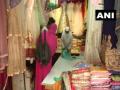 People throng to shops ahead of Eid-ul-Fitr in J-K's Poonch - Hindi News | People throng to shops ahead of Eid-ul-Fitr in J-K's Poonch | Latest national News at Lokmattimes.com