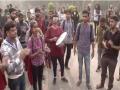 Delhi: JNUSU stages protest against VC over fee hike - Hindi News | Delhi: JNUSU stages protest against VC over fee hike | Latest national News at Lokmattimes.com