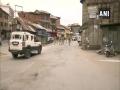 J-K: Terrorists hurl grenade at security forces in Nawa Bazaar area of old Srinagar - Hindi News | J-K: Terrorists hurl grenade at security forces in Nawa Bazaar area of old Srinagar | Latest national News at Lokmattimes.com