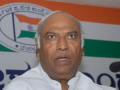 Congress’ blueprint for new dawn in Telangana is ready: Kharge - Hindi News | Congress’ blueprint for new dawn in Telangana is ready: Kharge | Latest politics News at Lokmattimes.com