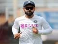 Shocking response! Kohli stuns journalist with his cheeky reply on Dhoni! - Hindi News | Shocking response! Kohli stuns journalist with his cheeky reply on Dhoni! | Latest cricket News at Lokmattimes.com