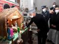Christmas: President Kovind visits Sacred Heart Cathedral, prays for world peace - Hindi News | Christmas: President Kovind visits Sacred Heart Cathedral, prays for world peace | Latest national News at Lokmattimes.com