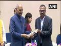 Pres Kovind confers National Awards to teachers - Hindi News | Pres Kovind confers National Awards to teachers | Latest national News at Lokmattimes.com