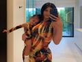 Kylie Jenner flaunts her adorable 'mini' version - Hindi News | Kylie Jenner flaunts her adorable 'mini' version | Latest entertainment News at Lokmattimes.com