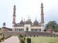 Mosques in Lucknow remain deserted on 'Alvida Jumma' amid COVID-19 restrictions - Hindi News | Mosques in Lucknow remain deserted on 'Alvida Jumma' amid COVID-19 restrictions | Latest national News at Lokmattimes.com