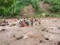 Two girls, stuck in Pench river while taking selfie, rescued in MP - Hindi News | Two girls, stuck in Pench river while taking selfie, rescued in MP | Latest national News at Lokmattimes.com