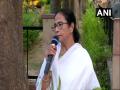 Delhi: Mamata meets PM Modi, raises issue of West Bengal name change - Hindi News | Delhi: Mamata meets PM Modi, raises issue of West Bengal name change | Latest national News at Lokmattimes.com