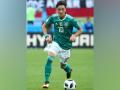 Two men arrested after security scare outside Mesut Ozil's house - Hindi News | Two men arrested after security scare outside Mesut Ozil's house | Latest football News at Lokmattimes.com