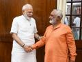 PM Modi meets Amreli man who cycled to Delhi celebrating BJP's poll victory - Hindi News | PM Modi meets Amreli man who cycled to Delhi celebrating BJP's poll victory | Latest politics News at Lokmattimes.com