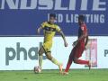 ISL 7: Hyderabad, NEUFC share spoils in goalless stalemate - Hindi News | ISL 7: Hyderabad, NEUFC share spoils in goalless stalemate | Latest football News at Lokmattimes.com
