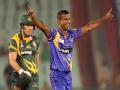 Road Safety World Series: Kulasekara's fifer helps Sri Lanka Legends enter final - Hindi News | Road Safety World Series: Kulasekara's fifer helps Sri Lanka Legends enter final | Latest cricket News at Lokmattimes.com