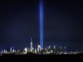 New York shines in blue during 'Tribute in Light' for those killed in 9/11 terror attack - Hindi News | New York shines in blue during 'Tribute in Light' for those killed in 9/11 terror attack | Latest international News at Lokmattimes.com
