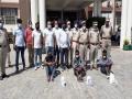 3 Nigerian nationals held with 2.4 kg heroin from Delhi - Hindi News | 3 Nigerian nationals held with 2.4 kg heroin from Delhi | Latest national News at Lokmattimes.com