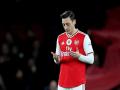 Ozil wishes he could help Arsenal during this 'frustrating' time - Hindi News | Ozil wishes he could help Arsenal during this 'frustrating' time | Latest football News at Lokmattimes.com