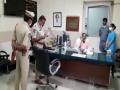 Attendant attacks doctor, flees with COVID-19 symptomatic patient, duo traced - Hindi News | Attendant attacks doctor, flees with COVID-19 symptomatic patient, duo traced | Latest national News at Lokmattimes.com