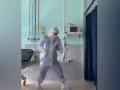 Clad in PPE, Assam doctor dances to cheer up COVID-19 patients - Hindi News | Clad in PPE, Assam doctor dances to cheer up COVID-19 patients | Latest national News at Lokmattimes.com