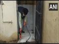 Madhya Pradesh minister cleans toilet at government school in Gwalior - Hindi News | Madhya Pradesh minister cleans toilet at government school in Gwalior | Latest national News at Lokmattimes.com