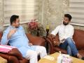 Chirag Paswan invites Tejashwi Yadav for father Ram Vilas Paswan's death anniversary event - Hindi News | Chirag Paswan invites Tejashwi Yadav for father Ram Vilas Paswan's death anniversary event | Latest politics News at Lokmattimes.com