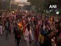 Delhi: Candlelight vigil held to demand justice for Unnao rape victim - Hindi News | Delhi: Candlelight vigil held to demand justice for Unnao rape victim | Latest national News at Lokmattimes.com