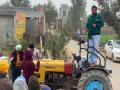 Punjab Assembly polls: SSM candidate Gurpreet Kotli campaigns on tractor - Hindi News | Punjab Assembly polls: SSM candidate Gurpreet Kotli campaigns on tractor | Latest national News at Lokmattimes.com