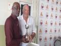 WI vs Eng: Ian Botham, Vivian Richards unveil Richards-Botham Trophy for Test series - Hindi News | WI vs Eng: Ian Botham, Vivian Richards unveil Richards-Botham Trophy for Test series | Latest cricket News at Lokmattimes.com