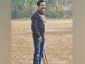 Rajkummar Rao enjoys a game of cricket on sets of 'Badhaai Do' - Hindi News | Rajkummar Rao enjoys a game of cricket on sets of 'Badhaai Do' | Latest entertainment News at Lokmattimes.com