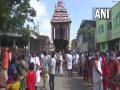 Devotees take part in chariot procession to celebrate Maha Shivaratri in Rameswaram - Hindi News | Devotees take part in chariot procession to celebrate Maha Shivaratri in Rameswaram | Latest national News at Lokmattimes.com