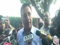 Surjewala slams Suresh Angadi over economy remark, says he has lost political stability - Hindi News | Surjewala slams Suresh Angadi over economy remark, says he has lost political stability | Latest national News at Lokmattimes.com