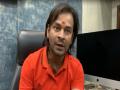 Tej Pratap threatens to file PIL, FIR against journalists over poster row - Hindi News | Tej Pratap threatens to file PIL, FIR against journalists over poster row | Latest national News at Lokmattimes.com