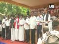 Oppn protest outside Sri Lankan Deputy High Commission in Chennai against Jaffna University war memorial demolition - Hindi News | Oppn protest outside Sri Lankan Deputy High Commission in Chennai against Jaffna University war memorial demolition | Latest national News at Lokmattimes.com