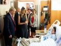 Trump meets shooting victims in El Paso, Dayton amid protests - Hindi News | Trump meets shooting victims in El Paso, Dayton amid protests | Latest international News at Lokmattimes.com