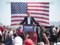 Trump to resume campaign rallies this month as states relax Covid restrictions - Hindi News | Trump to resume campaign rallies this month as states relax Covid restrictions | Latest international News at Lokmattimes.com