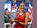 US Open: Emma Raducanu creates history, becomes first British woman to win title in 53 years - Hindi News | US Open: Emma Raducanu creates history, becomes first British woman to win title in 53 years | Latest tennis News at Lokmattimes.com