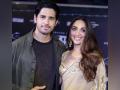 Check out how Sidharth Malhotra wished his rumoured girlfriend Kiara on birthday - Hindi News | Check out how Sidharth Malhotra wished his rumoured girlfriend Kiara on birthday | Latest entertainment News at Lokmattimes.com